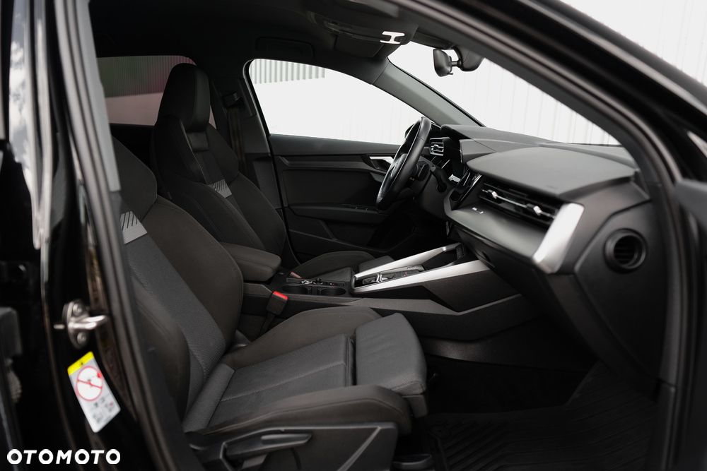 Audi A3 Sportback - 19