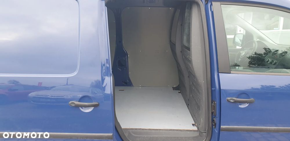 Volkswagen Caddy - 10