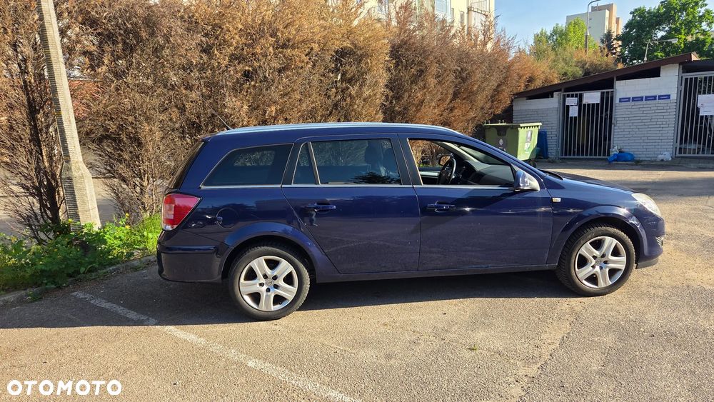 Opel Astra 1.3 CDTI Enjoy - 3