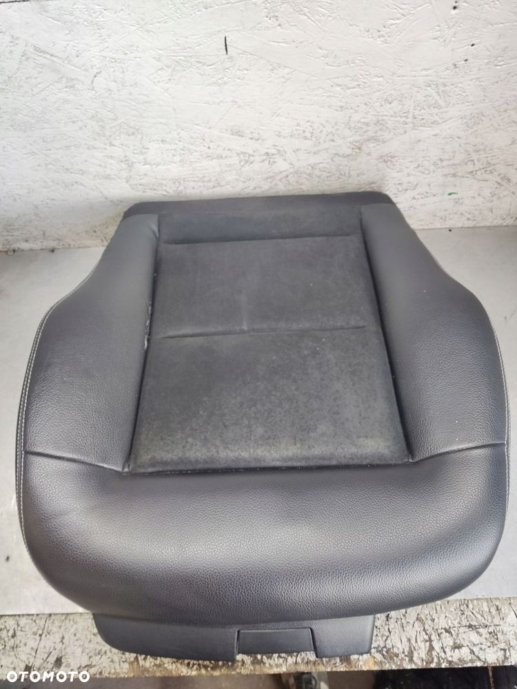 MERCEDES E KLASA W212 SIEDZISKO FOTELA PRAWE PRZEDNIE - 9