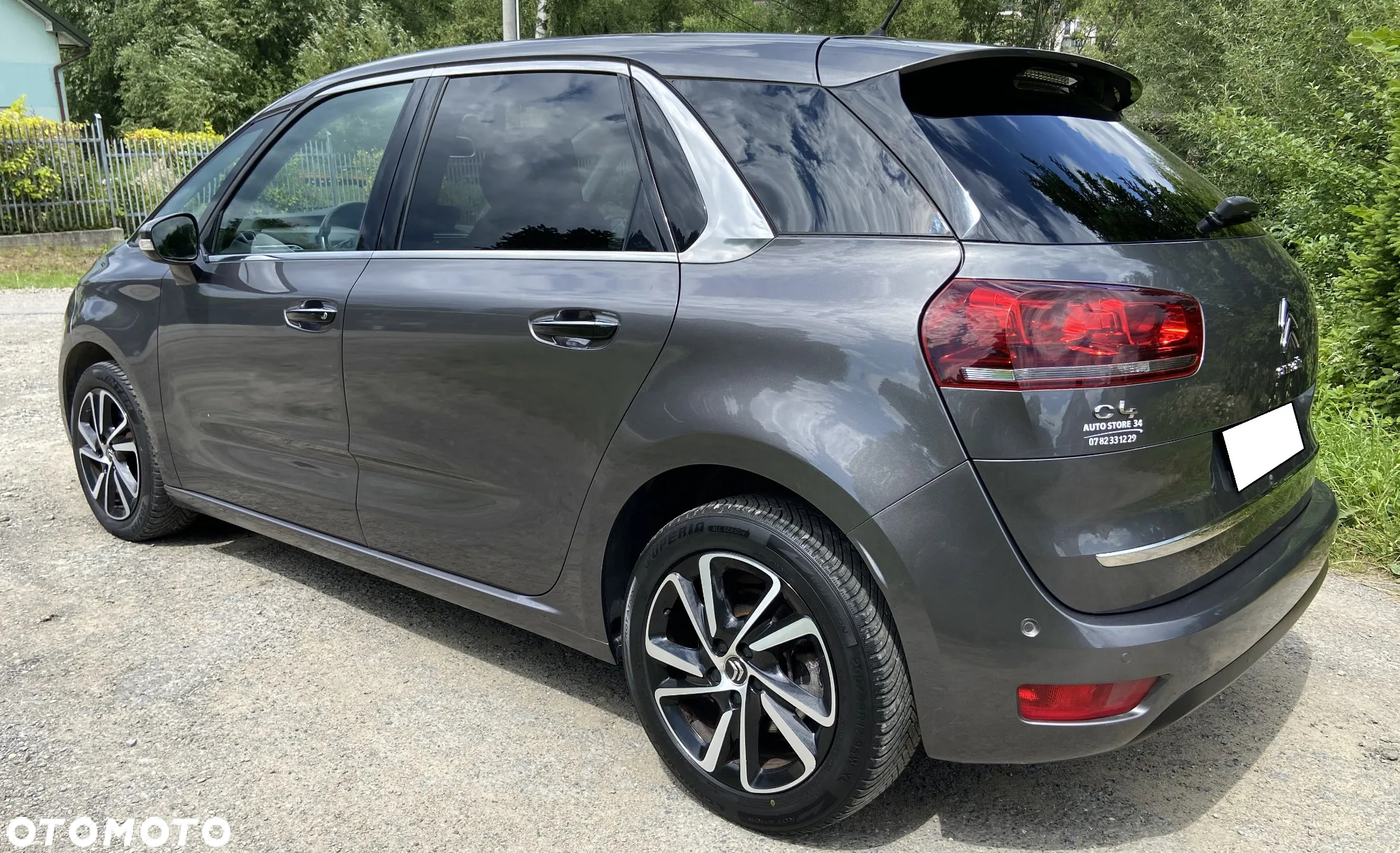 Citroën C4 Picasso - 12