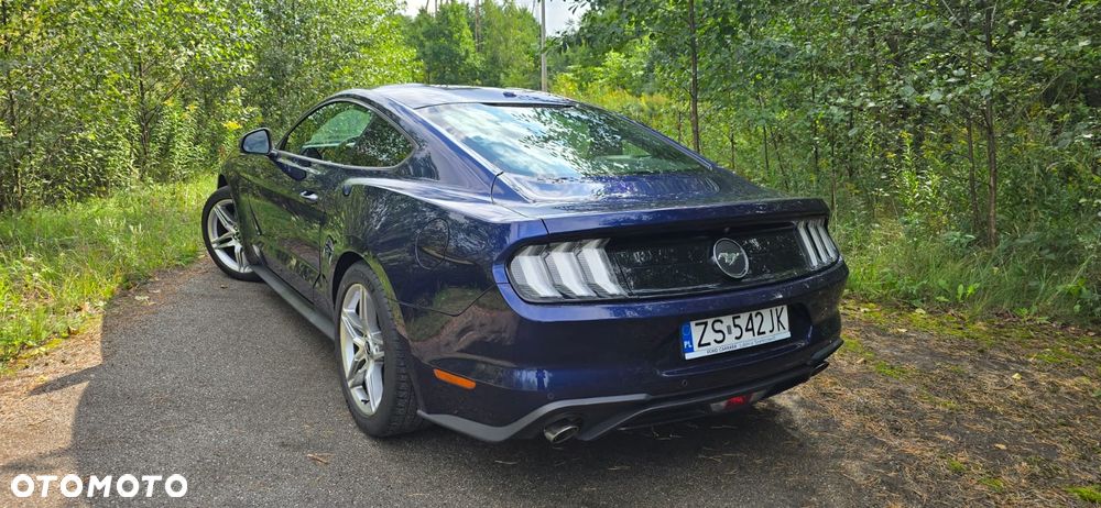 Ford Mustang - 5