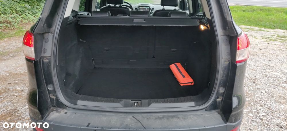 Ford Kuga 1.5 EcoBoost 2x4 Titanium - 17