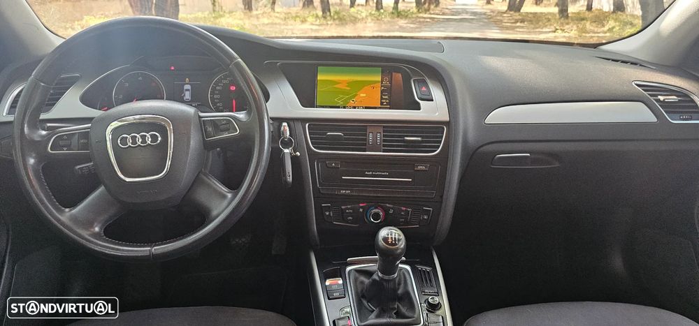 Audi A4 Avant 2.0 TDI DPF Ambition - 15