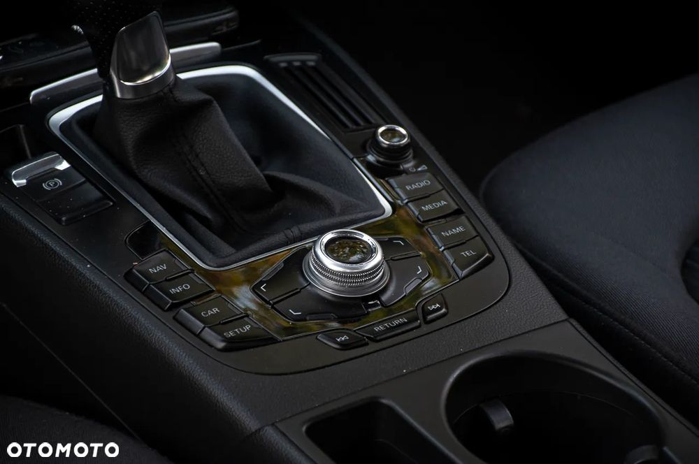 Audi A4 Avant 2.0 TDI DPF quattro Ambition - 36