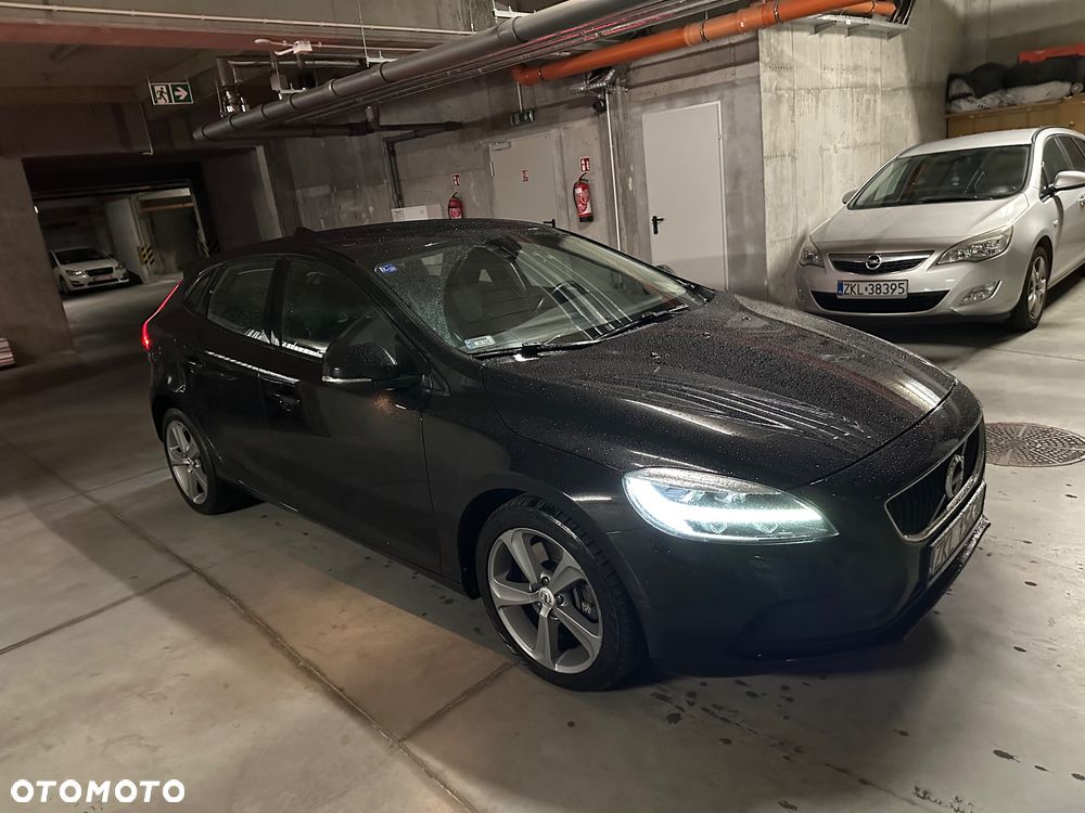 Volvo V40 D3 Drive-E Momentum - 33