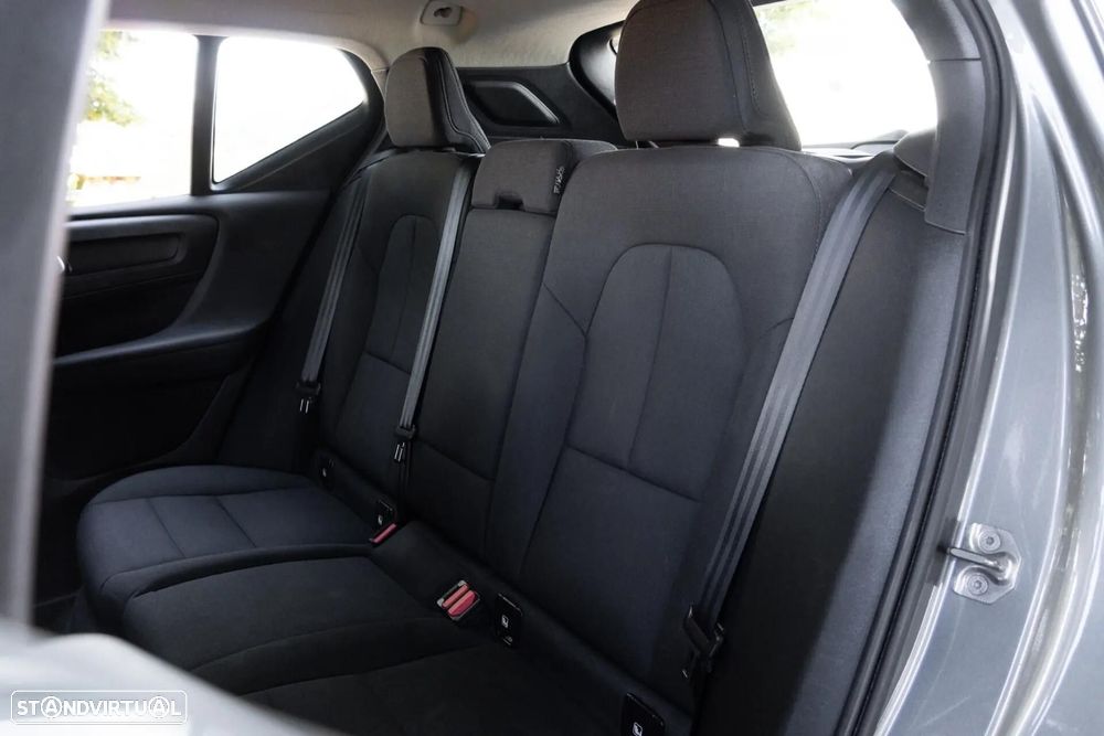 Volvo XC 40 2.0 D3 - 10