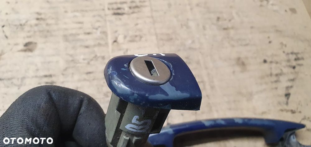 Klamka lewy przód przednia lewa VW Passat B5 3B0837207 - 6