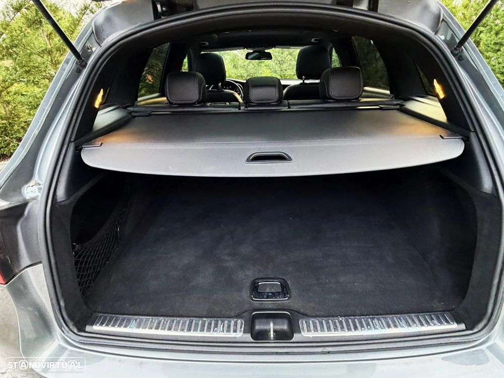 Mercedes-Benz GLC 220 d 4Matic 9G-TRONIC AMG Line - 28