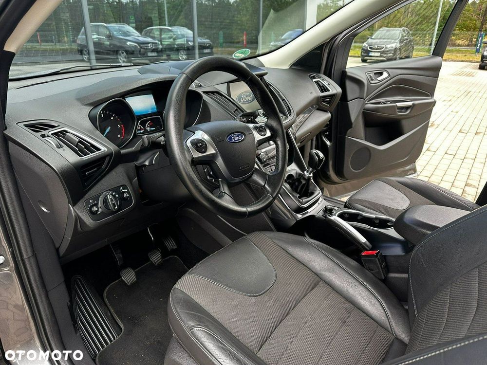 Ford Kuga 2.0 TDCi 4WD Titanium - 12