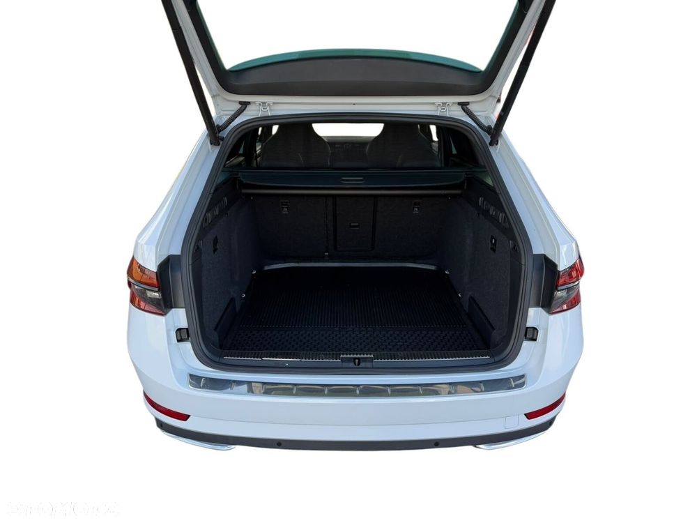 Skoda Superb 2.0 TDI SCR 4x4 Sportline DSG - 30