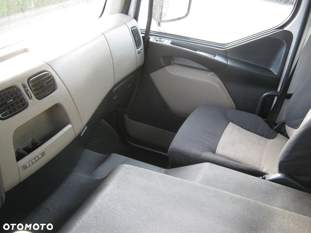 Renault KERAX 450 - 9