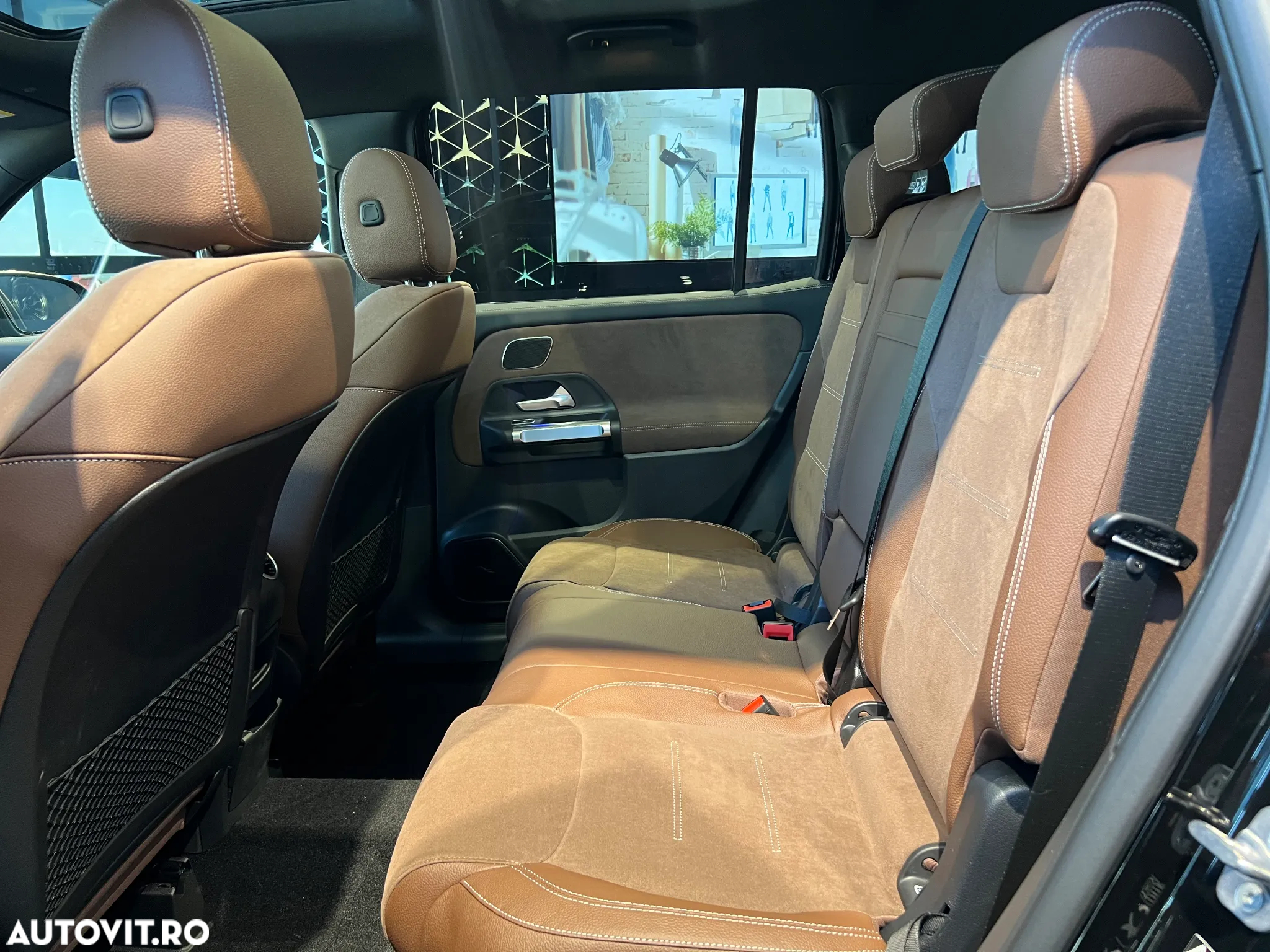 Mercedes-Benz GLB 200 d 4Matic 8G-DCT AMG Line - 9