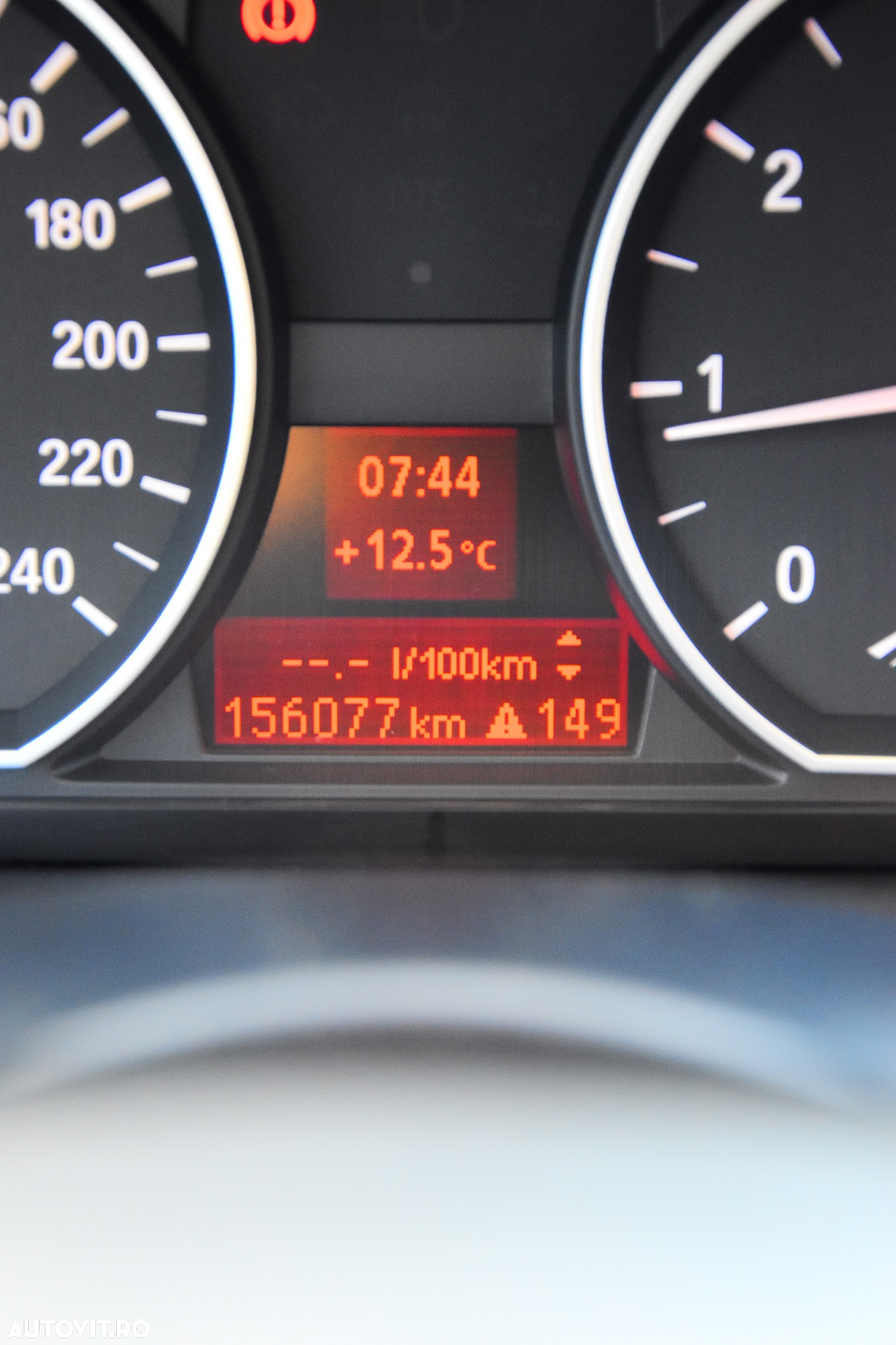 BMW Seria 1 116i - 30