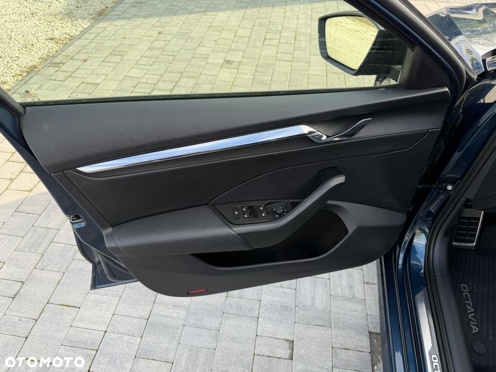 Skoda Octavia 2.0 TSI 4x4 Sportline DSG - 17