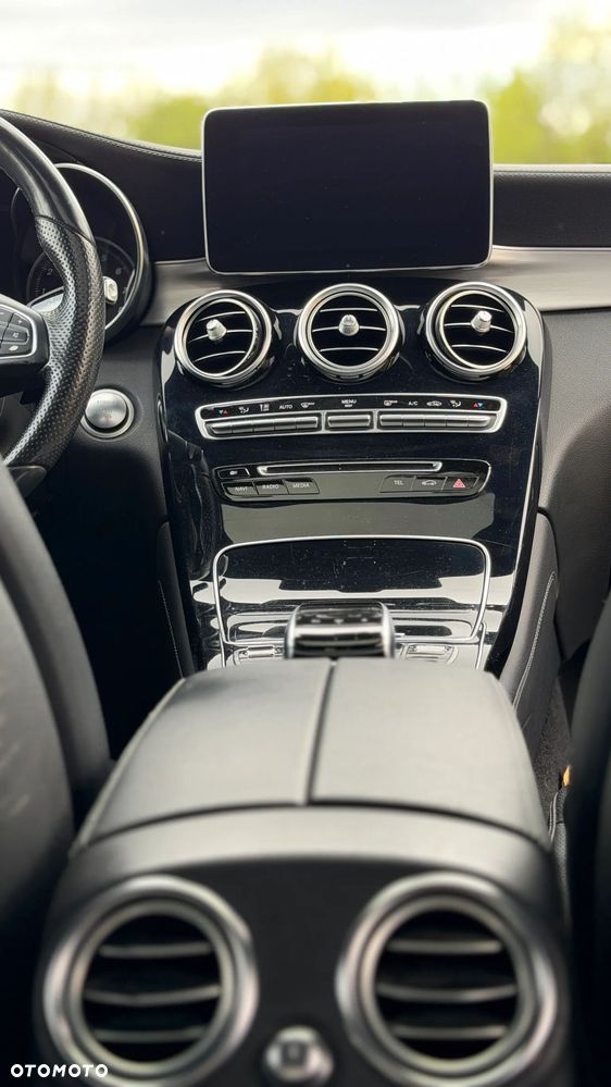 Mercedes-Benz GLC - 10