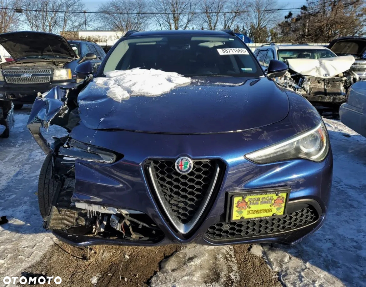 Alfa Romeo Stelvio 2.0 Turbo 16V AT8-Q4 Super - 11