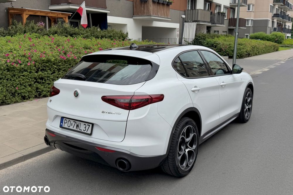 Alfa Romeo Stelvio 2.0 Turbo TI Q4 - 4