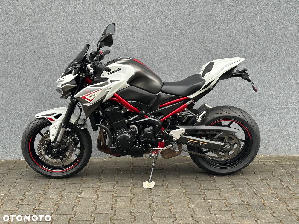 Kawasaki Z 900 - 5