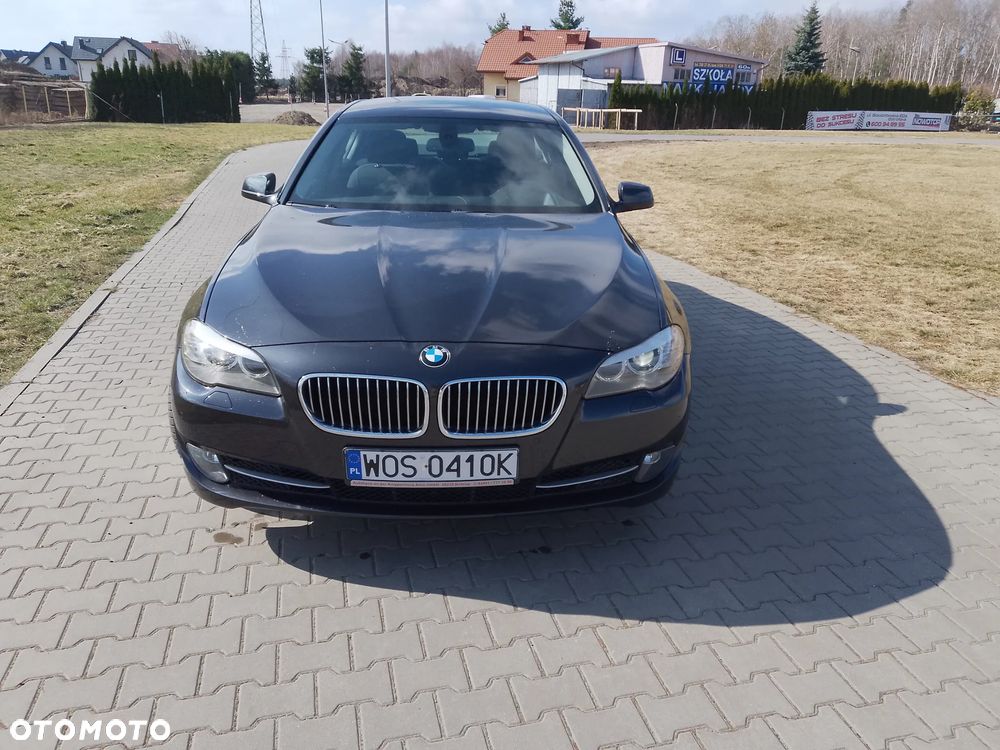 BMW Seria 5 2011 photo 3