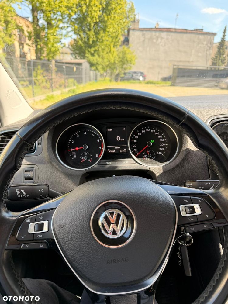 Volkswagen Polo 1.2 TSI (Blue Motion Technology) DSG Comfortline - 4