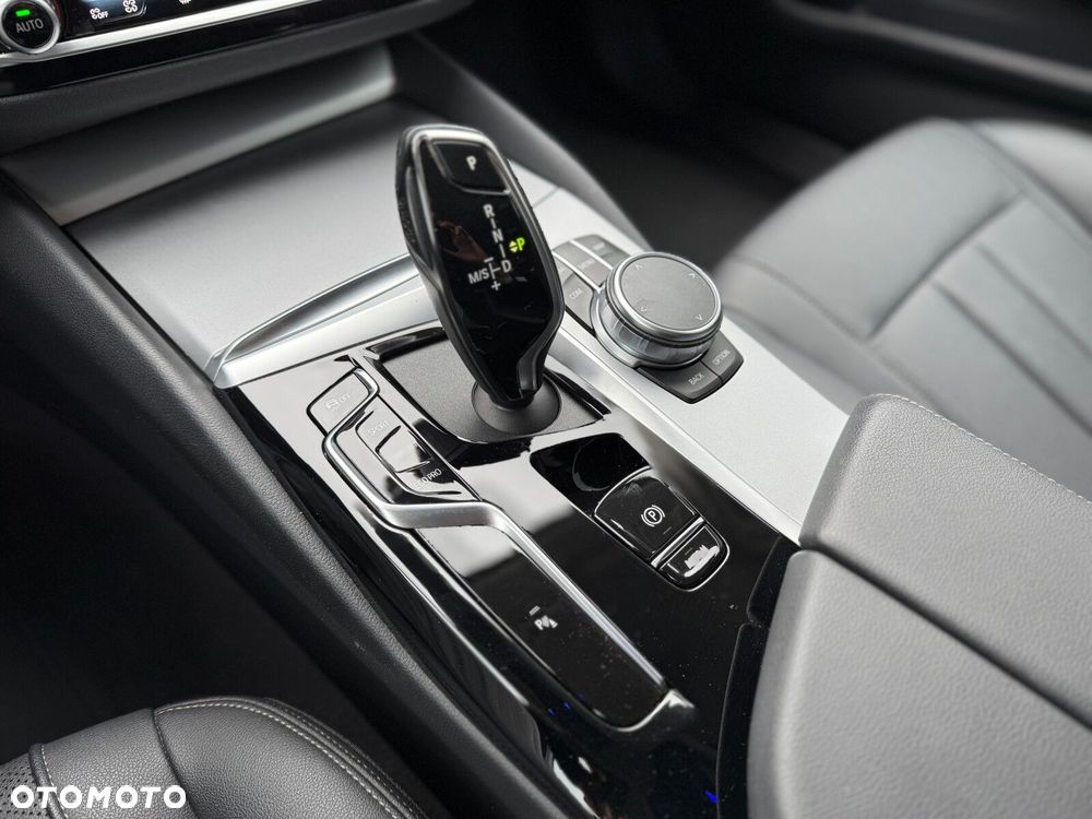 BMW Seria 5 - 26