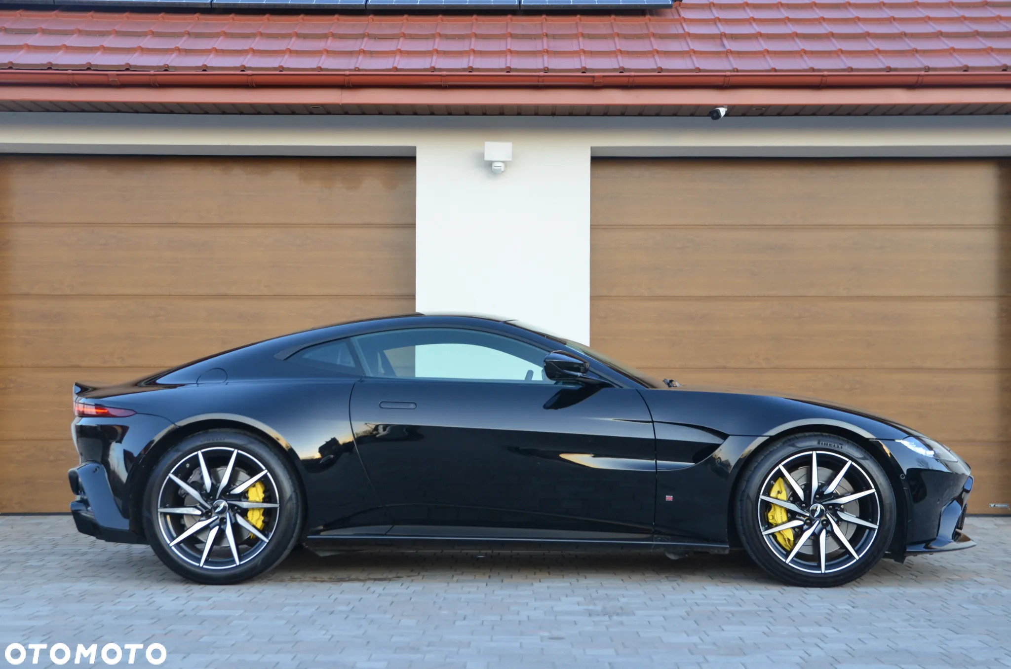 Aston Martin V8 Vantage Standard - 15