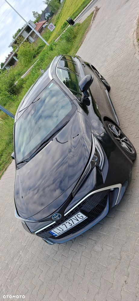 Toyota Corolla 2.0 Hybrid Executive - 13