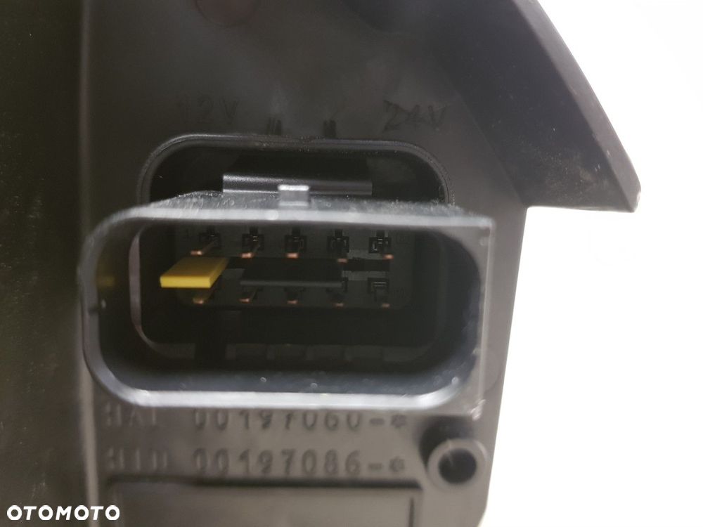 LAMPA LEWA PRZEDNIA ZAFIRA C LIFE EXPERT III JUMPY III PROACE 9808567780 - 10