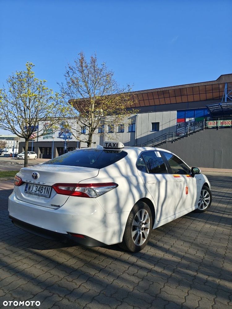 Toyota Camry 2.5 Hybrid Comfort CVT - 7