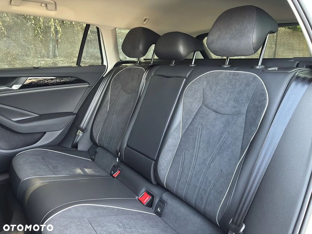 Volkswagen Passat Variant - 7