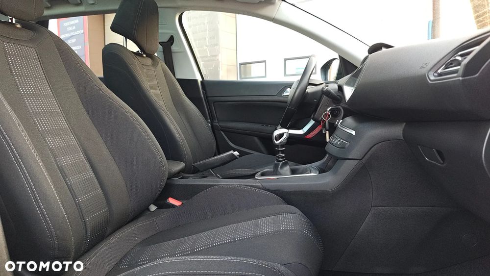 Peugeot 308 PureTech 110 Stop & Start Active Pack - 37
