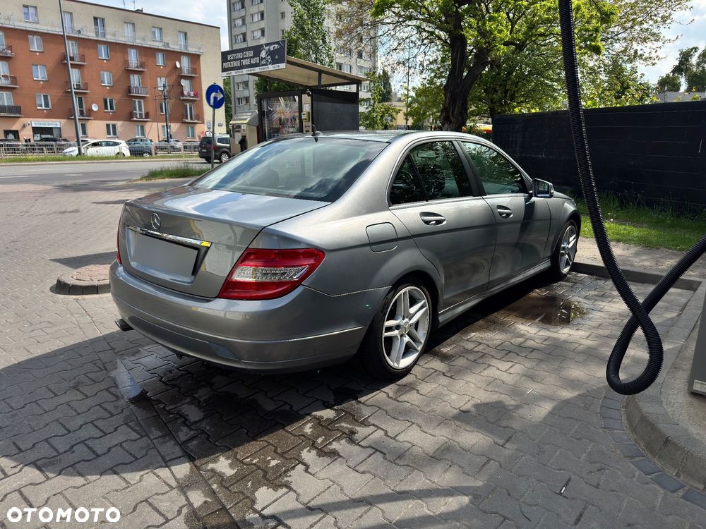 Mercedes-Benz Klasa C 250 CDI BlueEff Elegance - 3