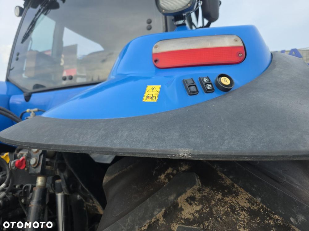 New Holland T8.390 - 10