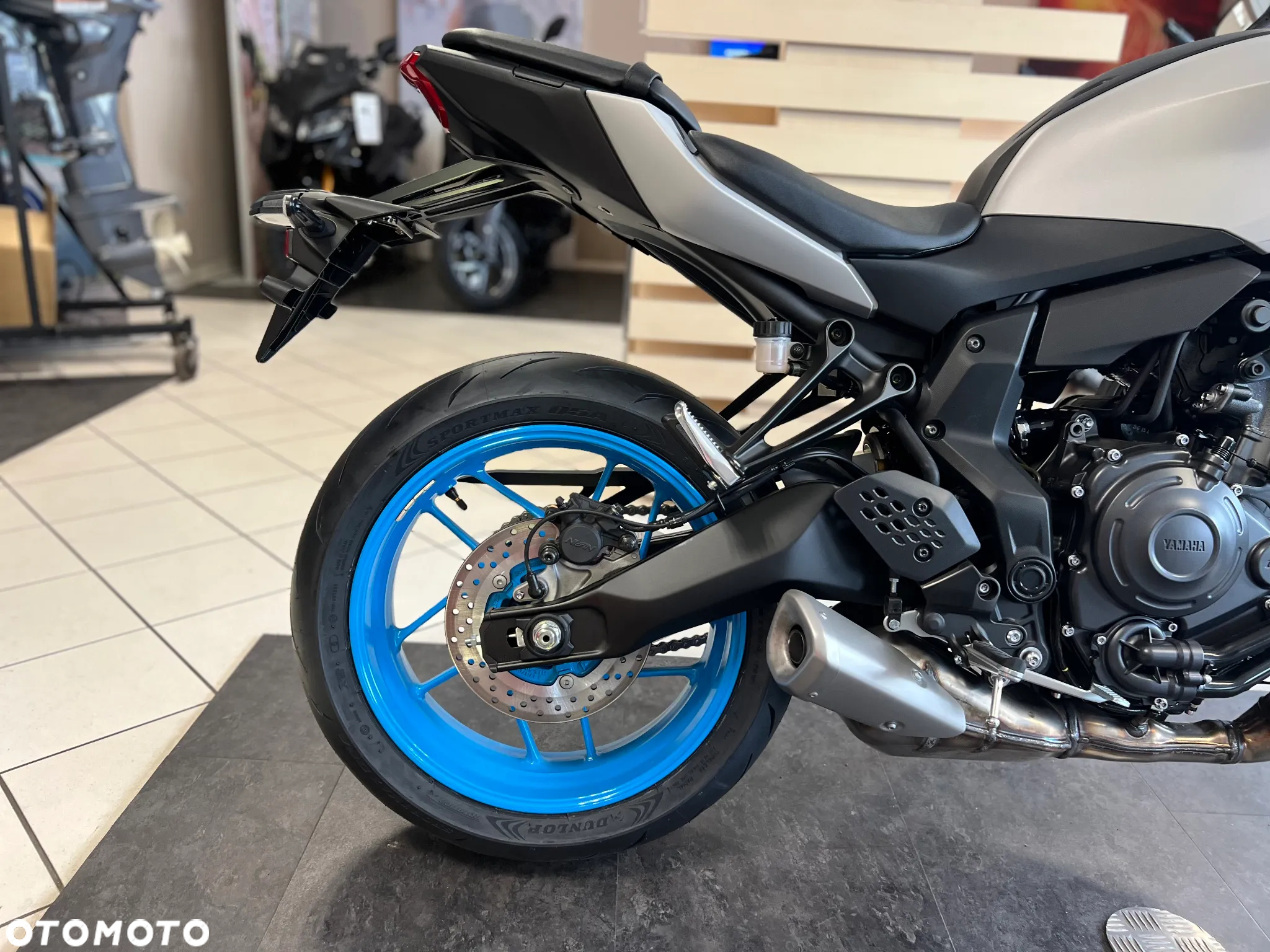 Yamaha MT - 21