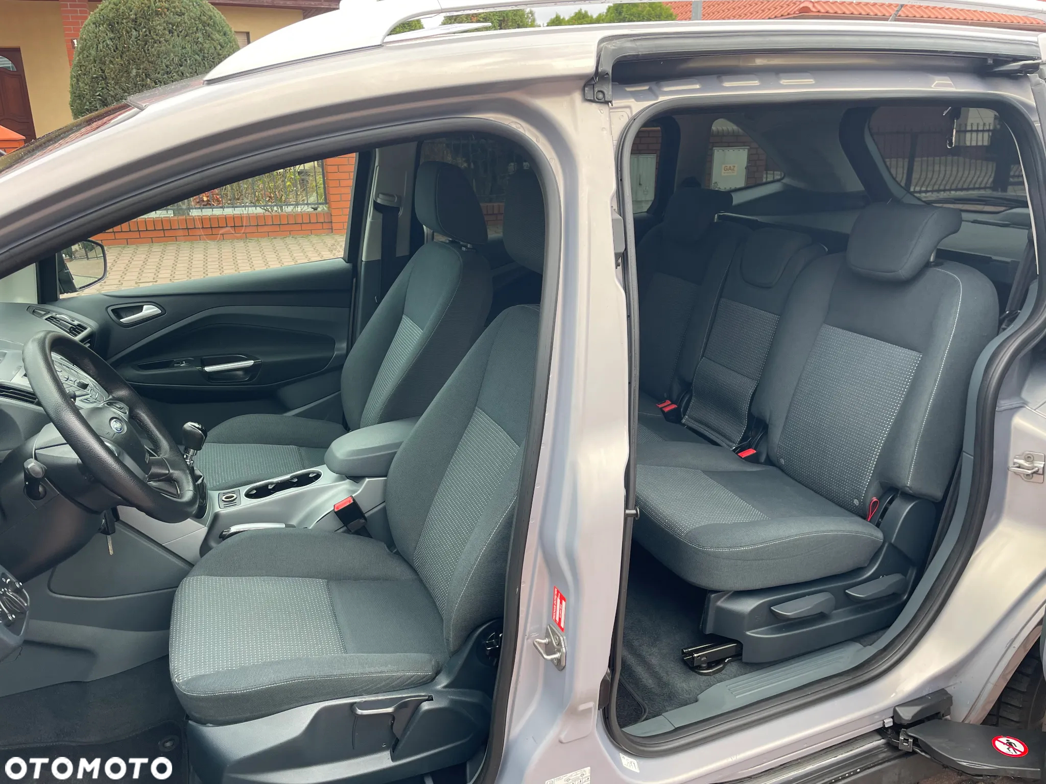Ford Grand C-MAX - 26