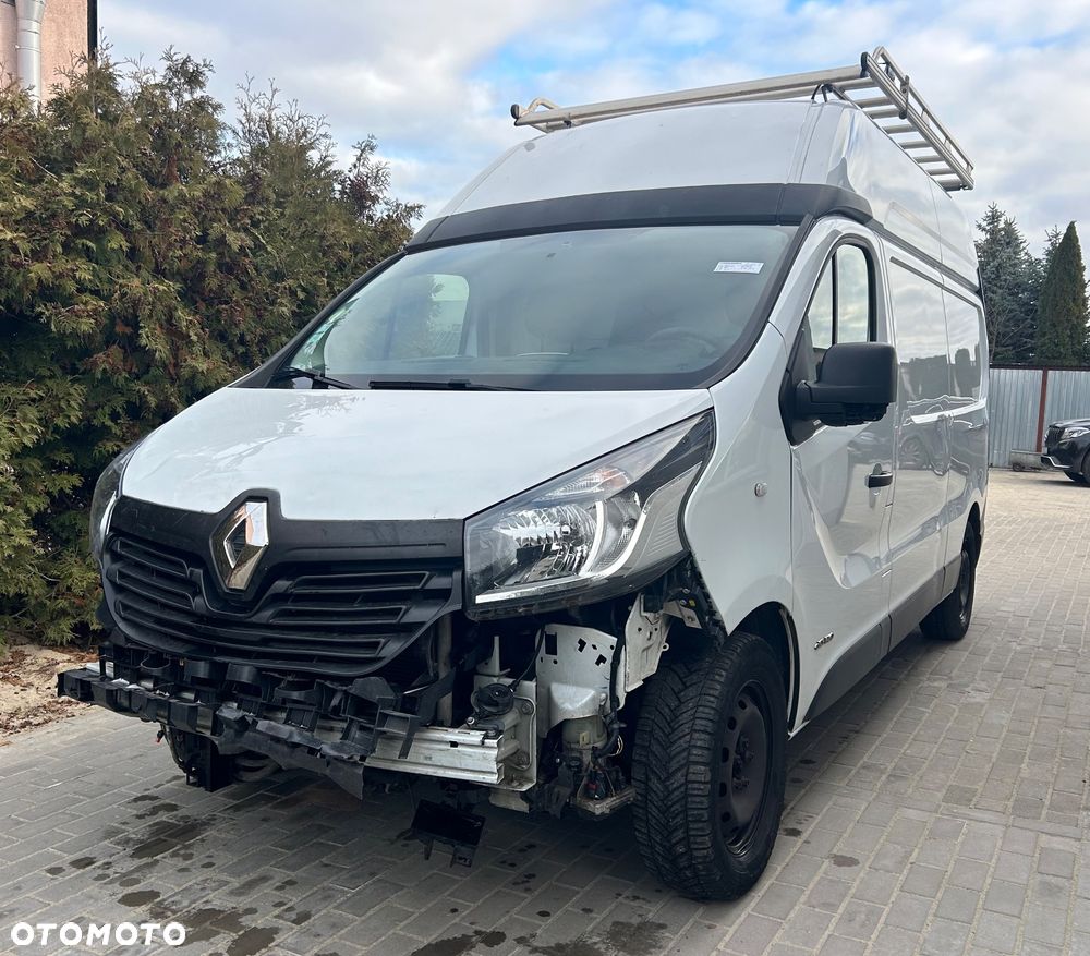 Renault Trafic - 12