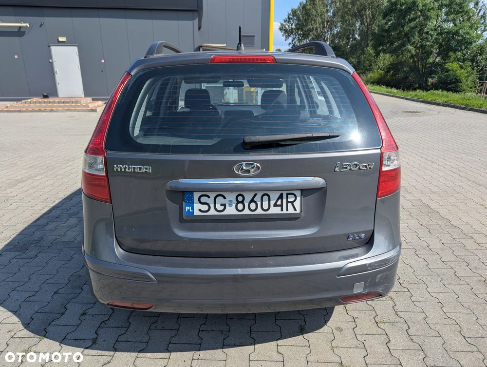 Hyundai i30 i30cw 1.4 blue Comfort - 13