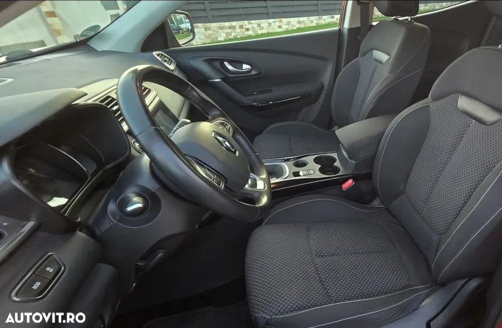 Renault Kadjar - 8