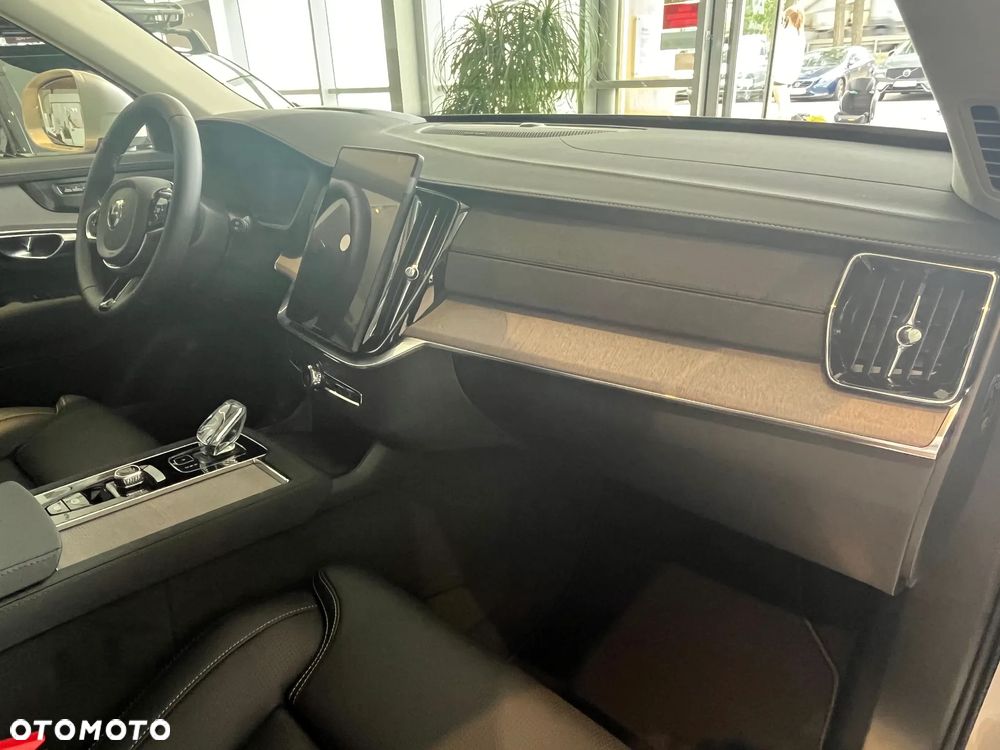 Volvo XC 90 B5 B AWD Ultra Bright 7os - 11