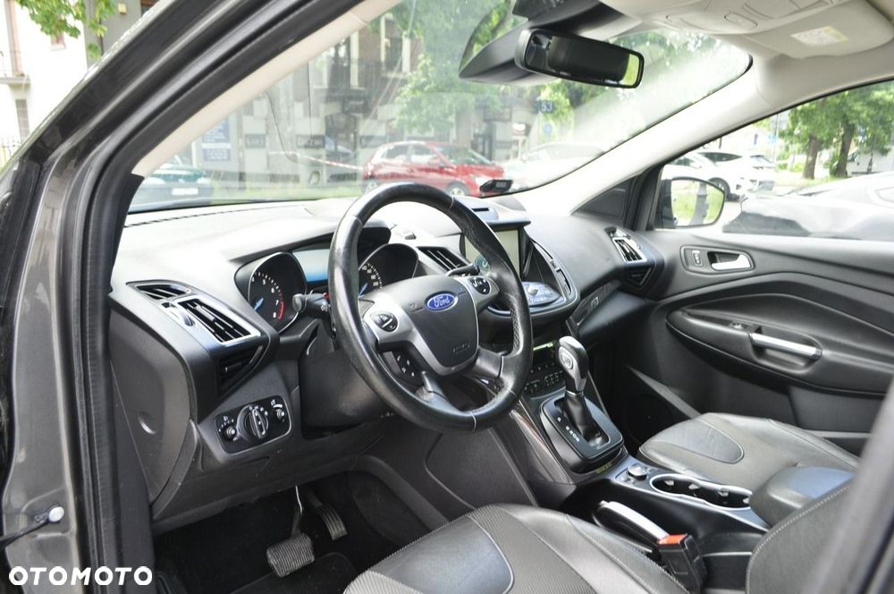 Ford Kuga - 13