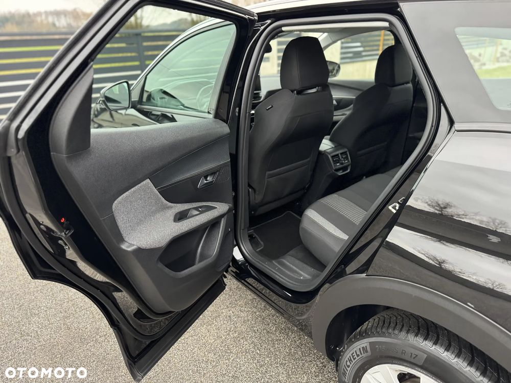 Peugeot 3008 BlueHDi 130 Stop & Start EAT8 Allure Business-Paket - 25