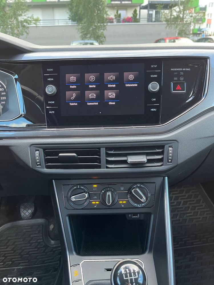 Volkswagen Polo 1.0 TSI Highline - 28