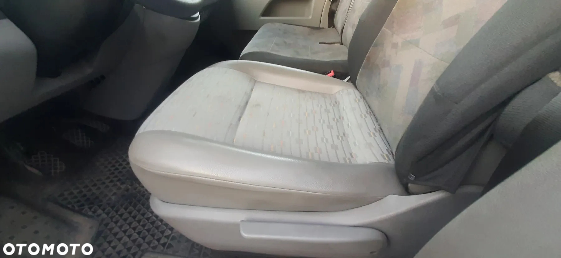 Volkswagen Transporter T 5 - 13