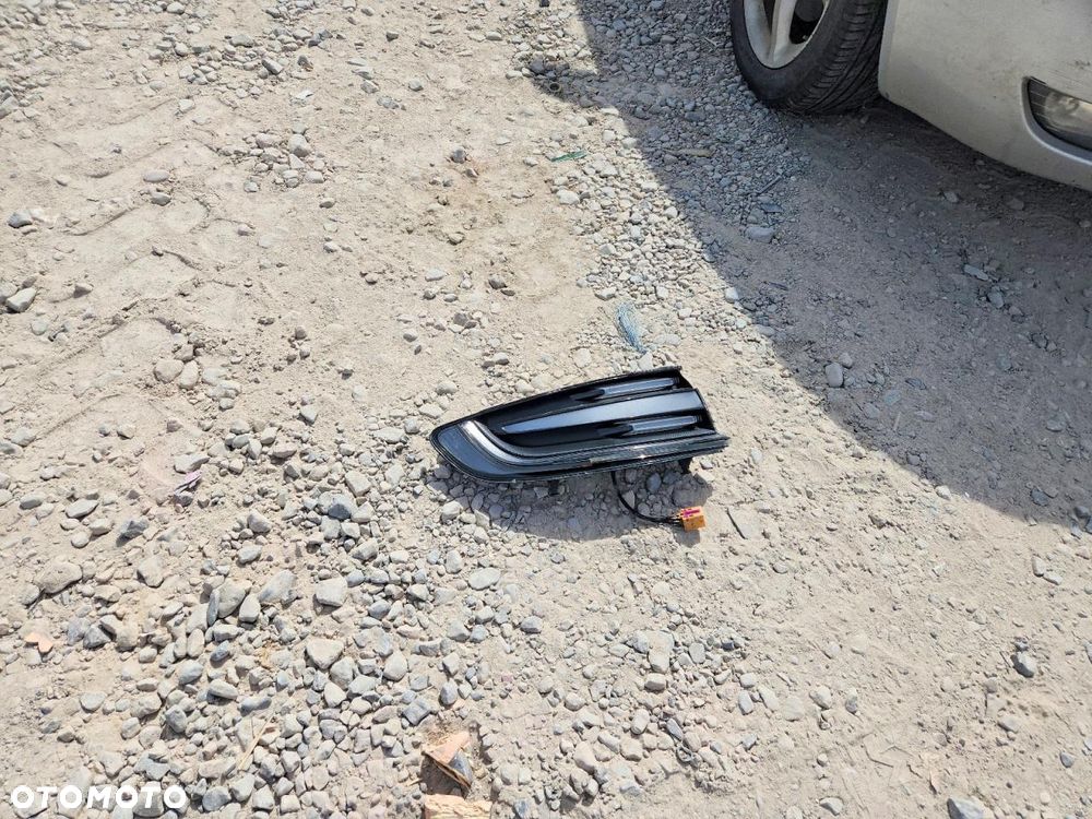 Porsche Macan Standard - 12