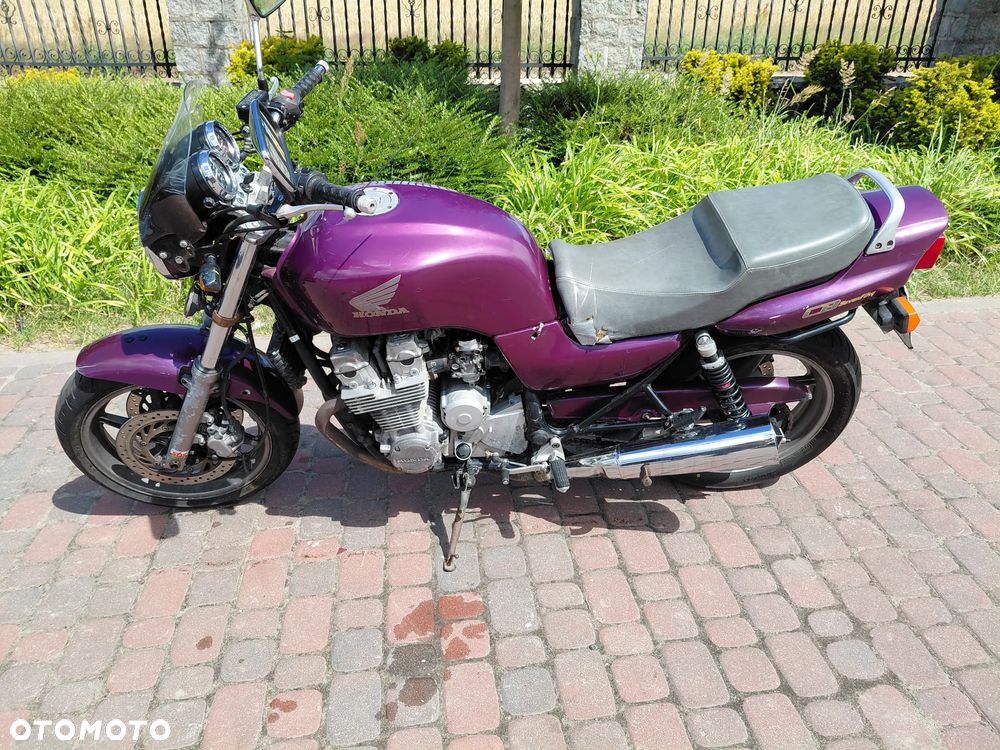 Honda CB - 2