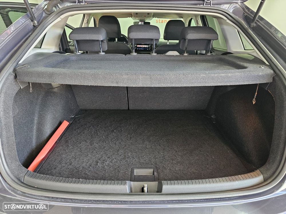 VW Taigo 1.0 TSI Urban - 23