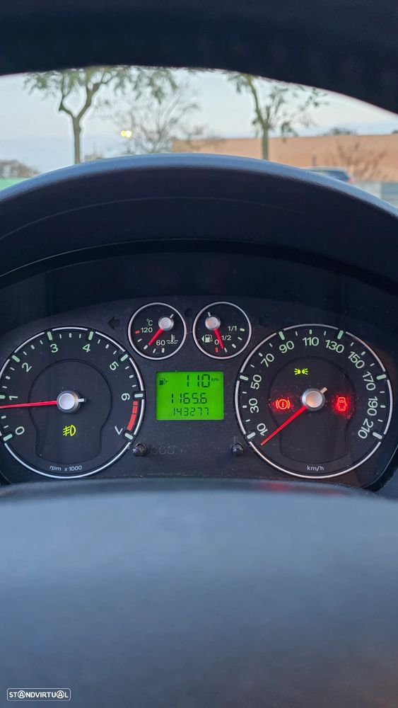 Ford Fiesta 1.25 Ghia - 16