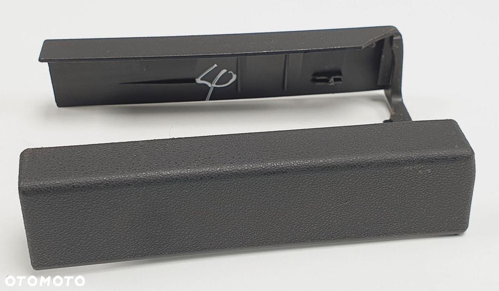 OSŁONA SZYNY FOTELA LEWY PRZÓD MAZDA RX-8 - 3