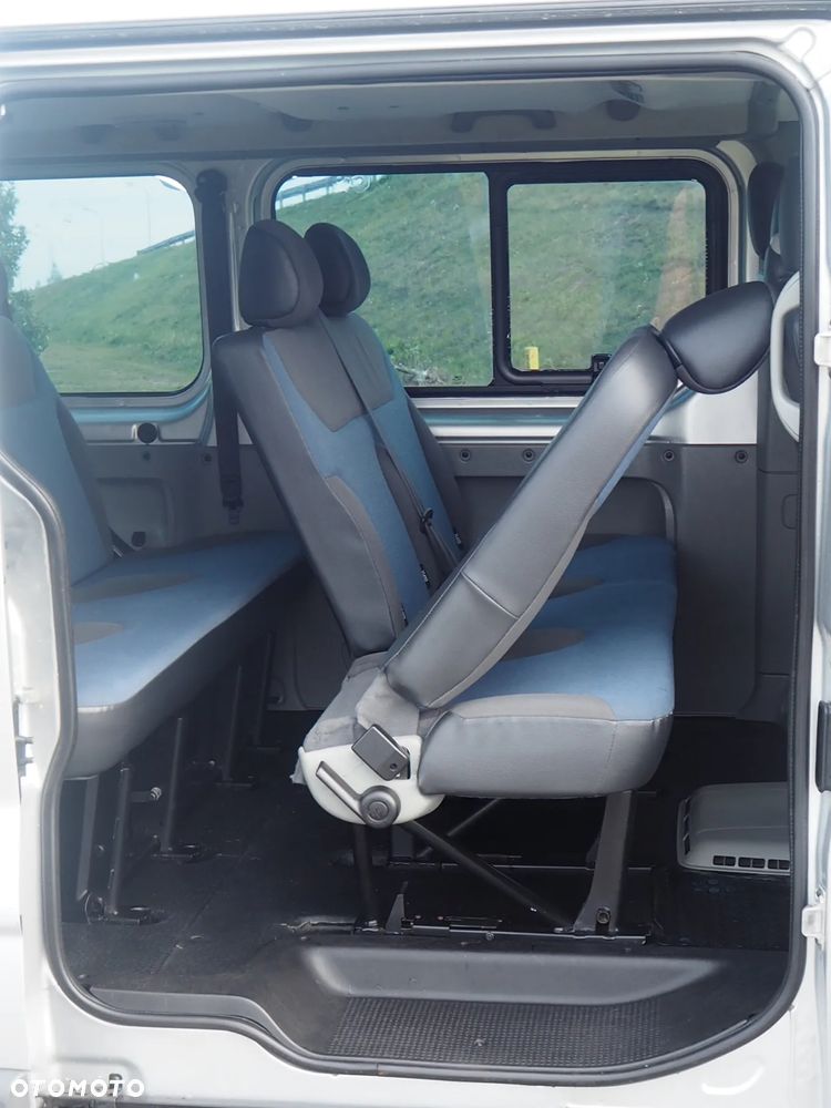 Renault Trafic 2.0 dCi 115 Passenger L2H1 Expression - 8
